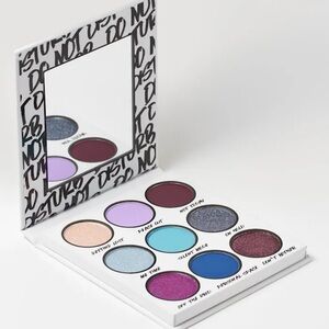 Colorful Eyeshadow Palette with Blue and Purple Shades